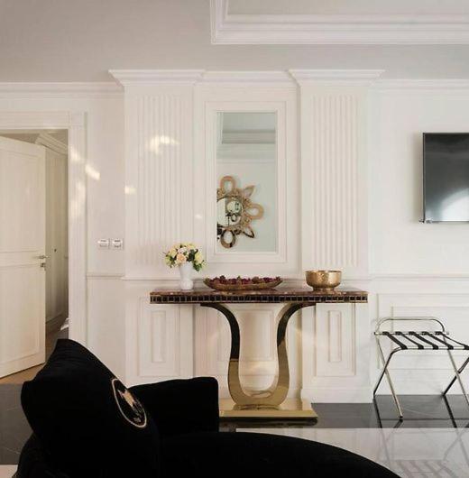 Versace Tower Luxury Suites - Downtown ベイルート エクステリア 写真